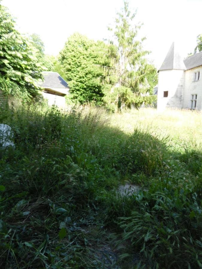 Appartement Le Compostelle Prieure Gite Les Medievales à Courchamps Extérieur photo